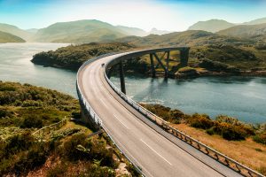 Bridging the Ideological Divide: Thoughts from a Mediator’s Point of View